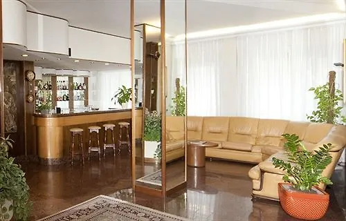 Hotel Mantegna Mantoue 3*,