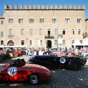 Palazzo Castiglioni Luxury And Мантуя